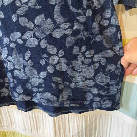 J Jill Floral Print Top Indigo Blue 3/4 length sleeve Sz Medium - Picture 5 of 9